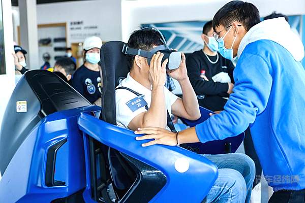 苏州、武汉“现代嘉年华”第七代伊兰特以赛道之名 捍卫青春正激情