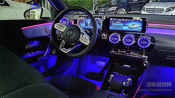 奔驰A长轴距版正式上市，“ AI赋能+加长”成竞争胜负手