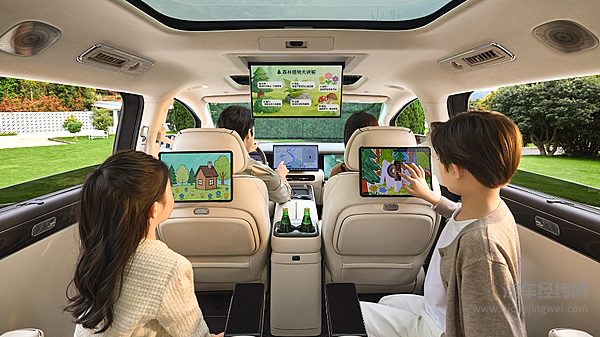 第二代腾势D9带来九大新迭代，上市价35.98万元起