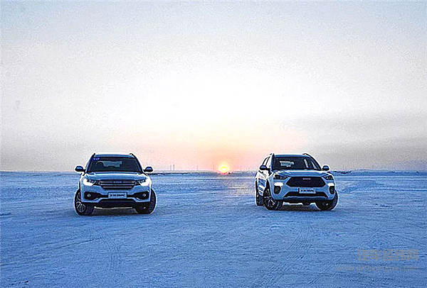 冰雪上玩F1 拖拽45吨重卡 这不是新哈弗H6 Coupe的极限