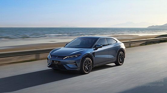 入门即卓越 款款皆超值 2025款宋L EV震撼上市 18.98万元起