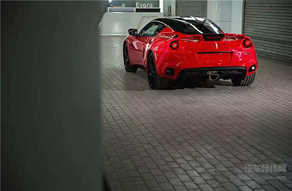 Lotus Evora 400国内亮相，一辆138.8万都花在纯驾驶上的车