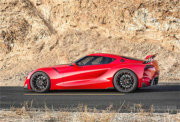 秋名山“牛魔王”再出山！ 丰田Supra征服北美车展