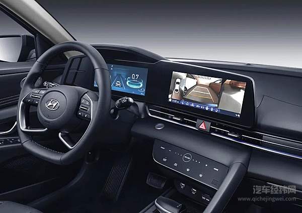 售价9.98万起 第七代伊兰特锋芒上市