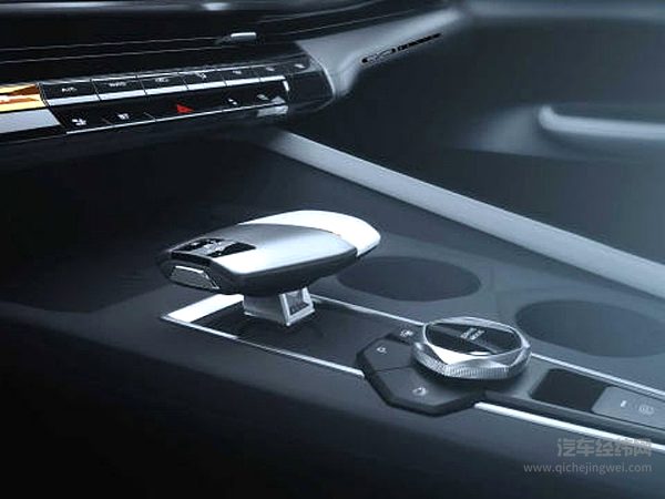 国产运动型轿车二选一 长安UNI-V和传祺影豹谁更有吸引力