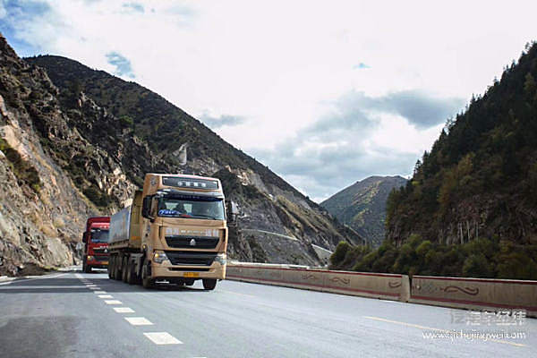 重汽品质鉴证之旅：西藏已不远 在游山玩水中看“大国重器”之风貌