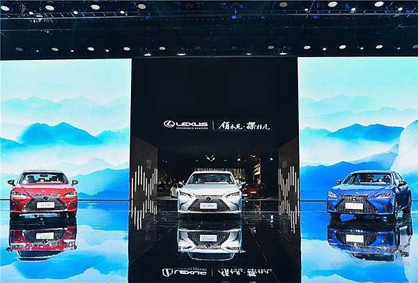 “兼融”玩得比说唱6 邓紫棋要不要为雷克萨斯ES唱Hook？