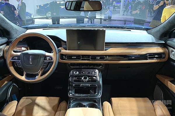 林肯航海家作为美系车有没有不好意思