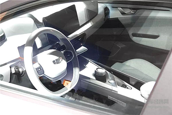 吉利纯电新车GE11，今日首秀！