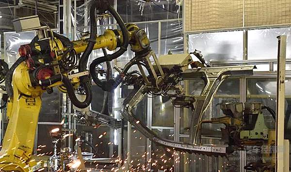 日产九州工厂生产车间