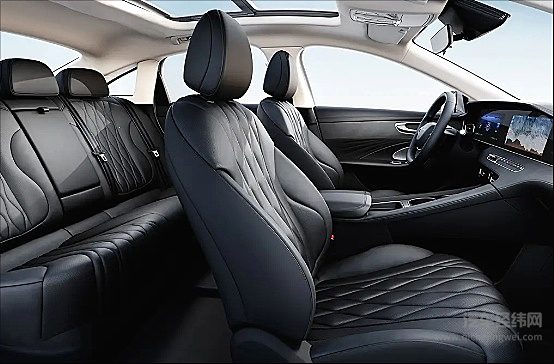 面对爆款秦L DM-i 荣威D7 DMH有几成胜算？