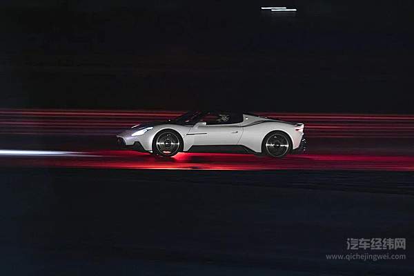 MC12后继之作 全新超跑MC20全球首秀 