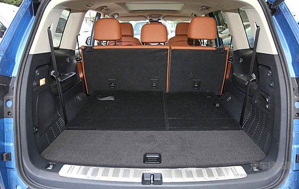 上汽大通D90给用户带来“身份感”“优越感”和“安全感”