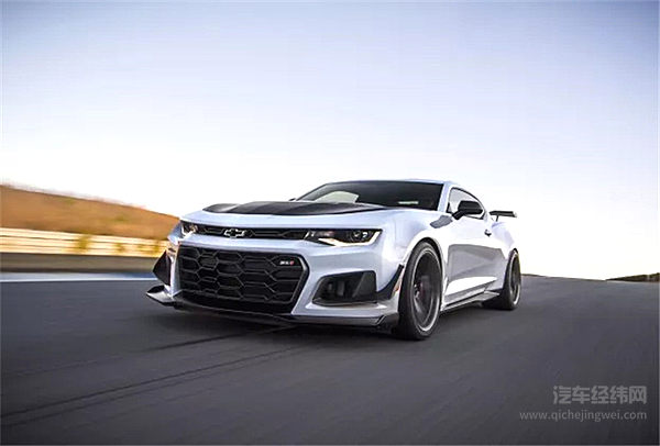 雪佛兰科迈罗的美式硬汉风 不秀肌肉秀强心脏