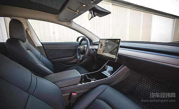 特斯拉正在推动内饰“去真皮化”