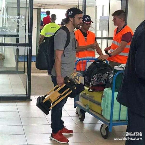 熬夜看世界杯算什么？通宵看这些车跑圈才是真男人！