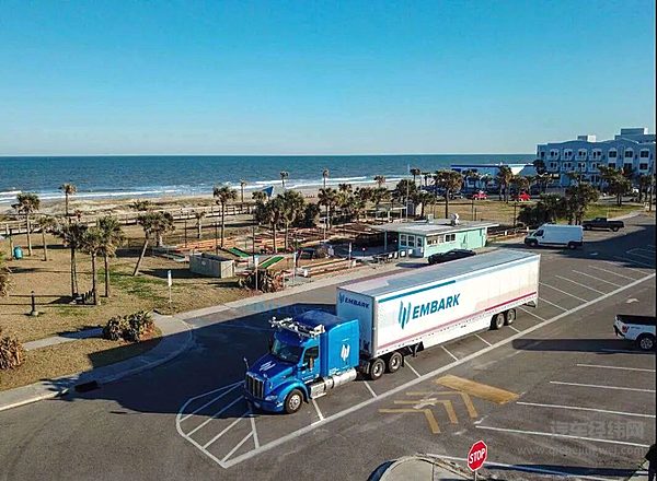 自动驾驶退潮 L4级别落地为何困难重重？