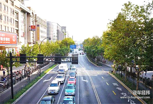 中国10多个省市下月实施国六，国三车或遭淘汰限行！