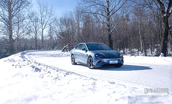 年销300万辆 比亚迪2024年能否延续优势？