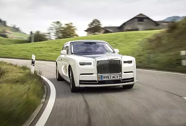 第八代劳斯莱斯幻影演绎极致奢华