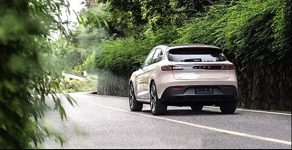 问界M5纯电版来袭 华为光环下能否突围成功？