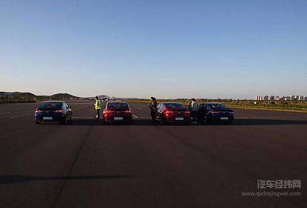 12万能买到的最帅的车！全球十佳发动机，性能吊打思域