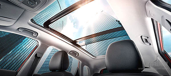 汽车界“斜杠青年”登场 实力派互联网SUV荣威RX3上市