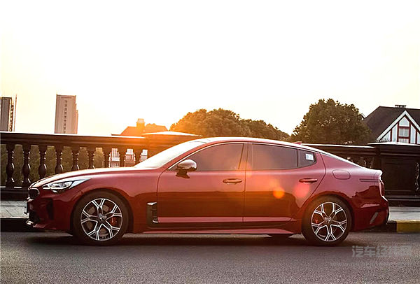 这辆车的颜值只能给九分 少一分怕TA骄傲