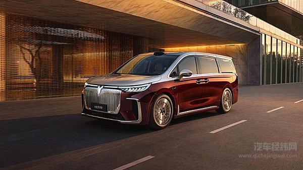 26款岚图梦想家让插混MPV再无短板