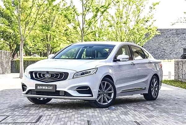 谁还能阻止吉利？新一代混动车型发布，光凭这颜值就是一辆爆款！