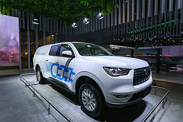 “皮卡之王 冠誉全球”长城炮三剑齐发争霸全球