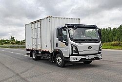 中国重汽海西星蓝PRO 190kw 4X2 4.18米 厢式纯电动轻卡载货车 (ZZ5048XXYG17ZBEVD)120.27kwh