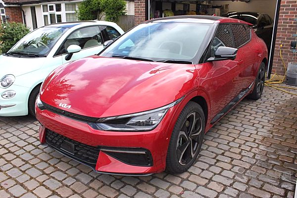 性能不输国产 起亚EV6能否首战告捷？