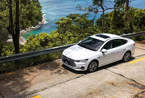 比亚迪不玩电动玩智能 欲与苹果、谷歌试比高！