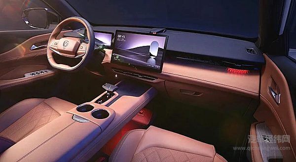 10万出头的预算 长安UNI-Z与星舰7该选谁？