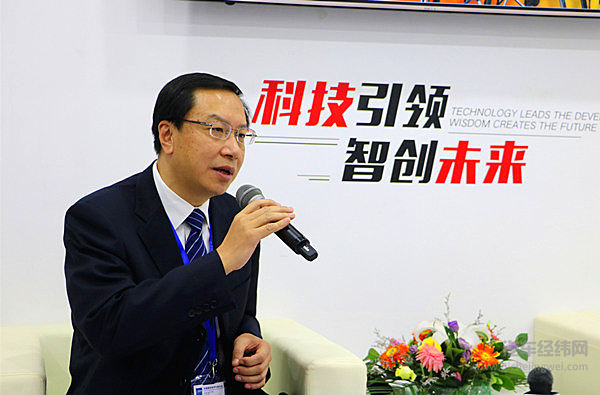 东风零部件：从“百亿”到“百强” 看武汉车展上的“中国梦”