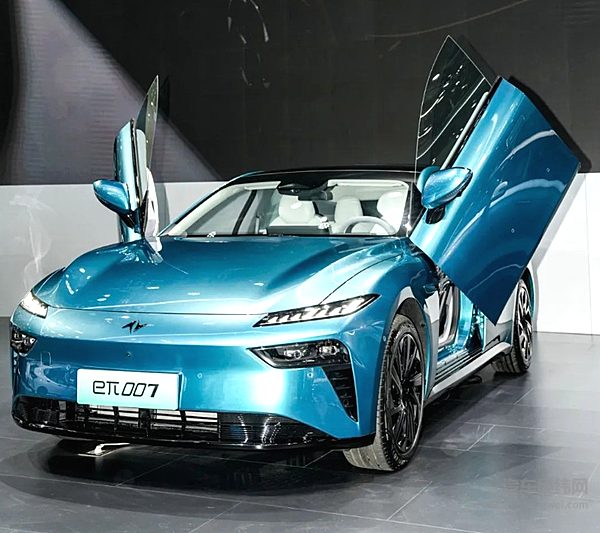 行业首款 东风汽车电驱动总成高能效百分比92.7%