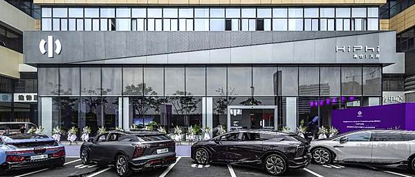 高度融合破晓启程 东创建国联手高合品牌双店盛大启幕