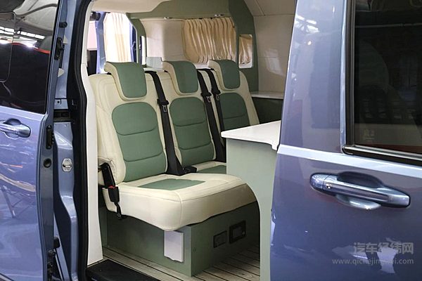 春日踏青神器：依维柯聚星的智能出行体验