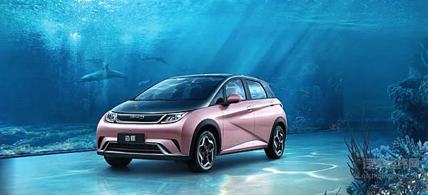 小型车领域燃起“油电之争” 大众POLO与比亚迪海豚谁更强？