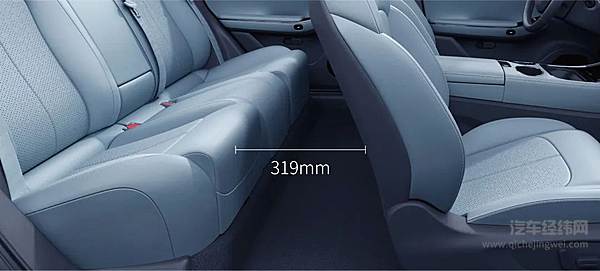 5050mm车身 这就是零跑C01的豪华气质