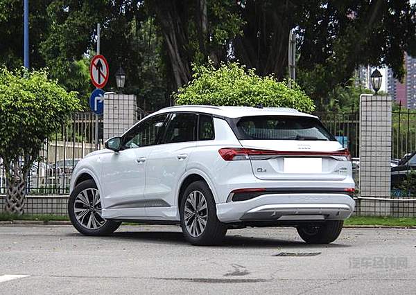 奥迪Q4 e-tron正式上市 起售价29.99万元这价格贵吗？