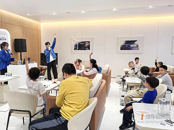 上汽集团携素质教育成果闪耀上海车展