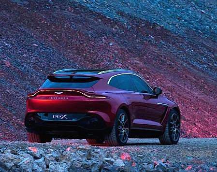 超豪华SUV市场好不热闹！ 就等法拉利了