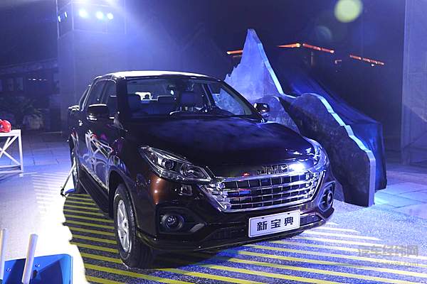 【原创】冲出天下第一关 江铃新宝典塑造8万级皮卡新标杆