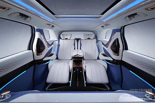 瞄准高端MPV市场 岚图首款MPV梦想家正式亮相