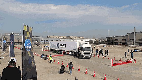 2016斯堪尼亚驾驶员大赛冠军胜出，不服2018年再约一战！