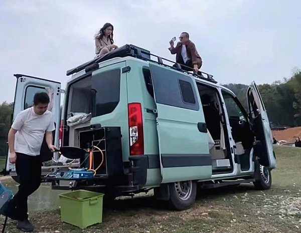 六一儿童节！开着依维柯欧胜房车、得意宿营车 解锁N种遛娃新姿势