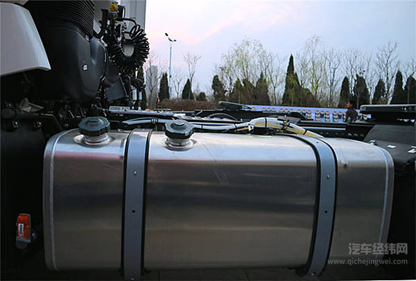 百万公里豪沃T7H的实力配置