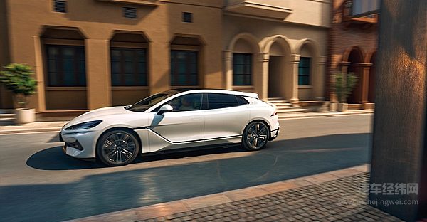 享界S9T实力强悍 腾势Z9GT能否挑战？